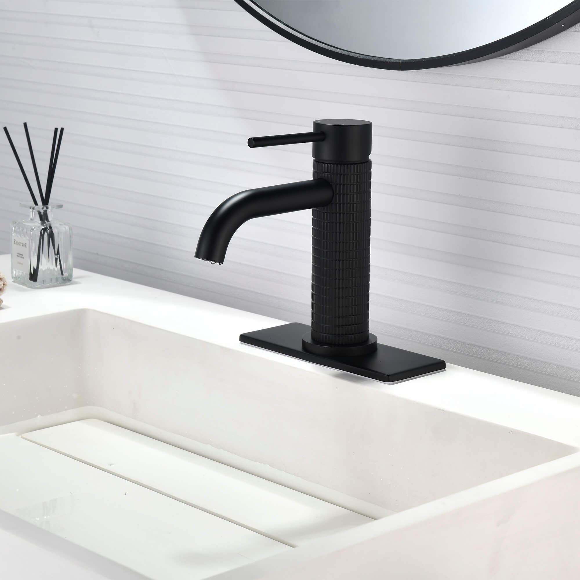 Knurled Single Handle Bathroom Faucet with Deck Plate Fits 1 or 3 Hole Vanity