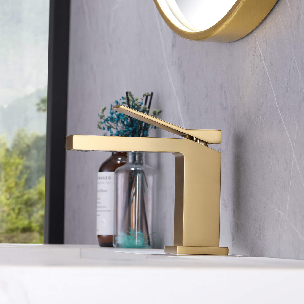 Contemporary Flat Spout Faucet for Deck Mount Sink