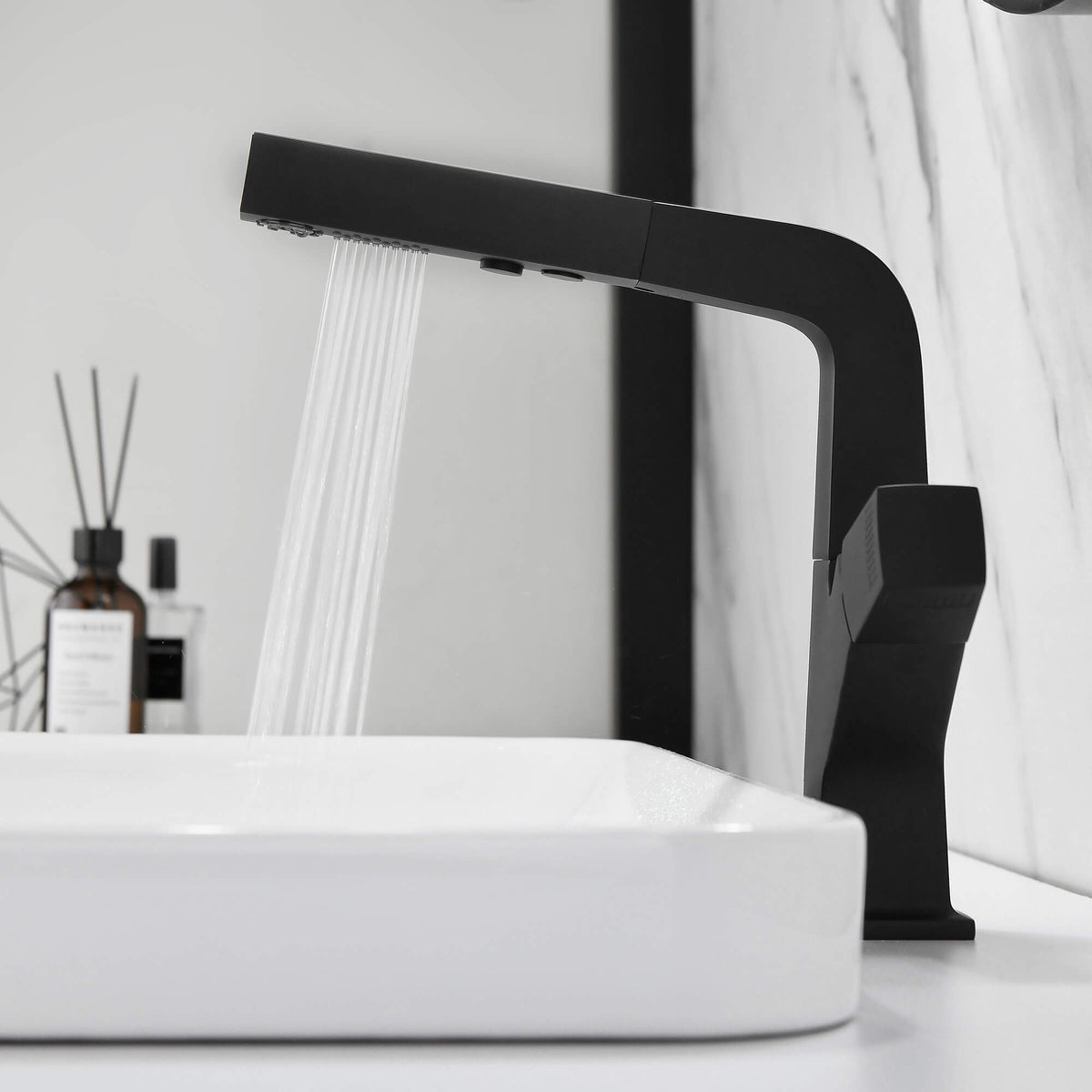Pull-Out Bathroom Faucet with Dual-Mode Spray and Single Handle