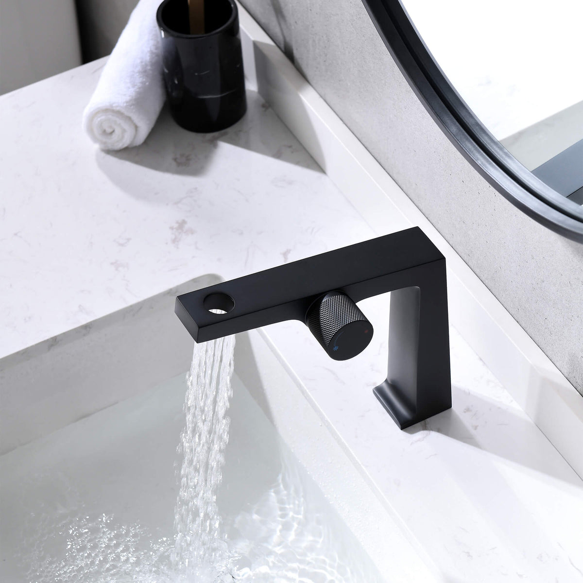 Single Handle Bathroom Basin Faucet with Rectangular Spout and Knurled Side Handle