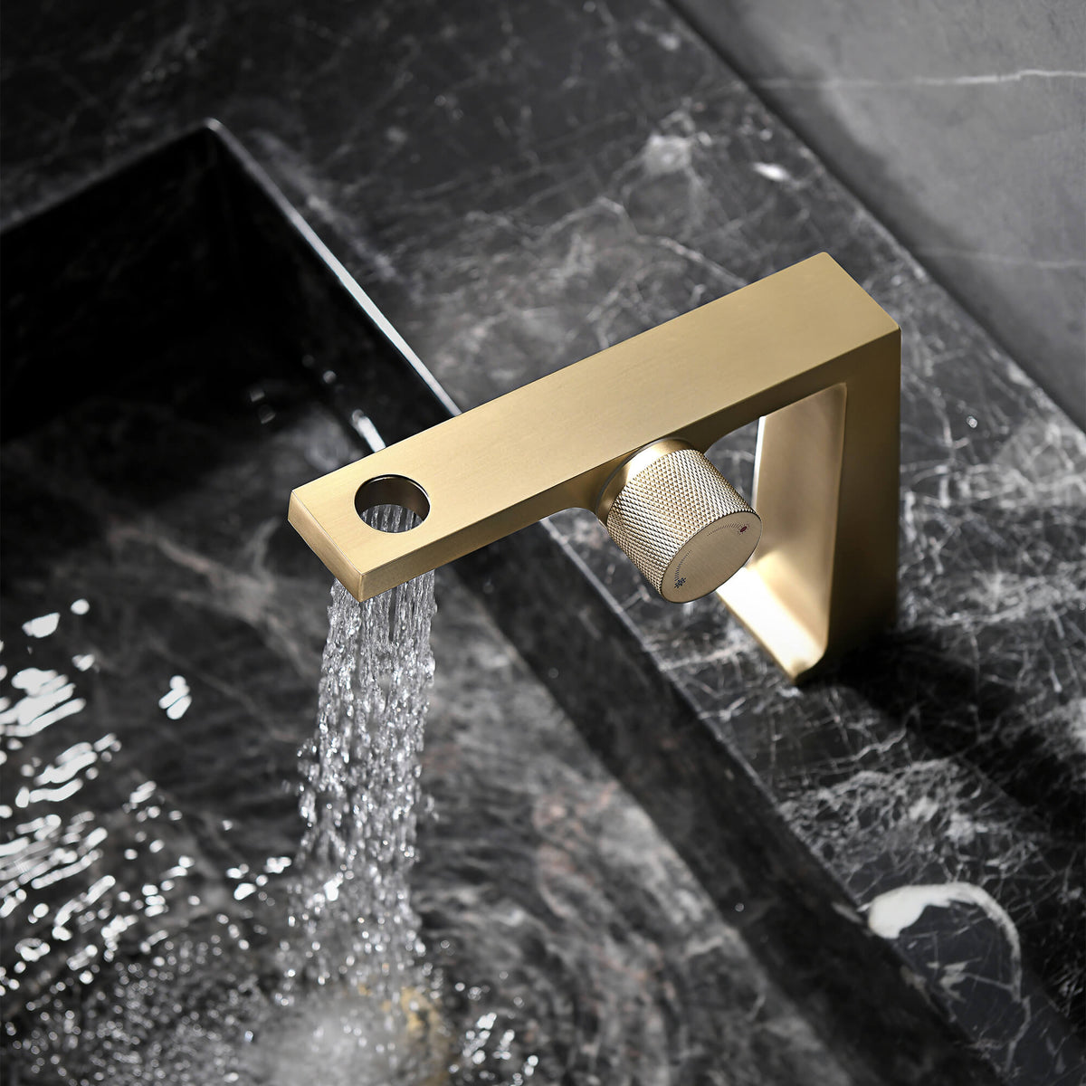 Single Handle Bathroom Basin Faucet with Rectangular Spout and Knurled Side Handle