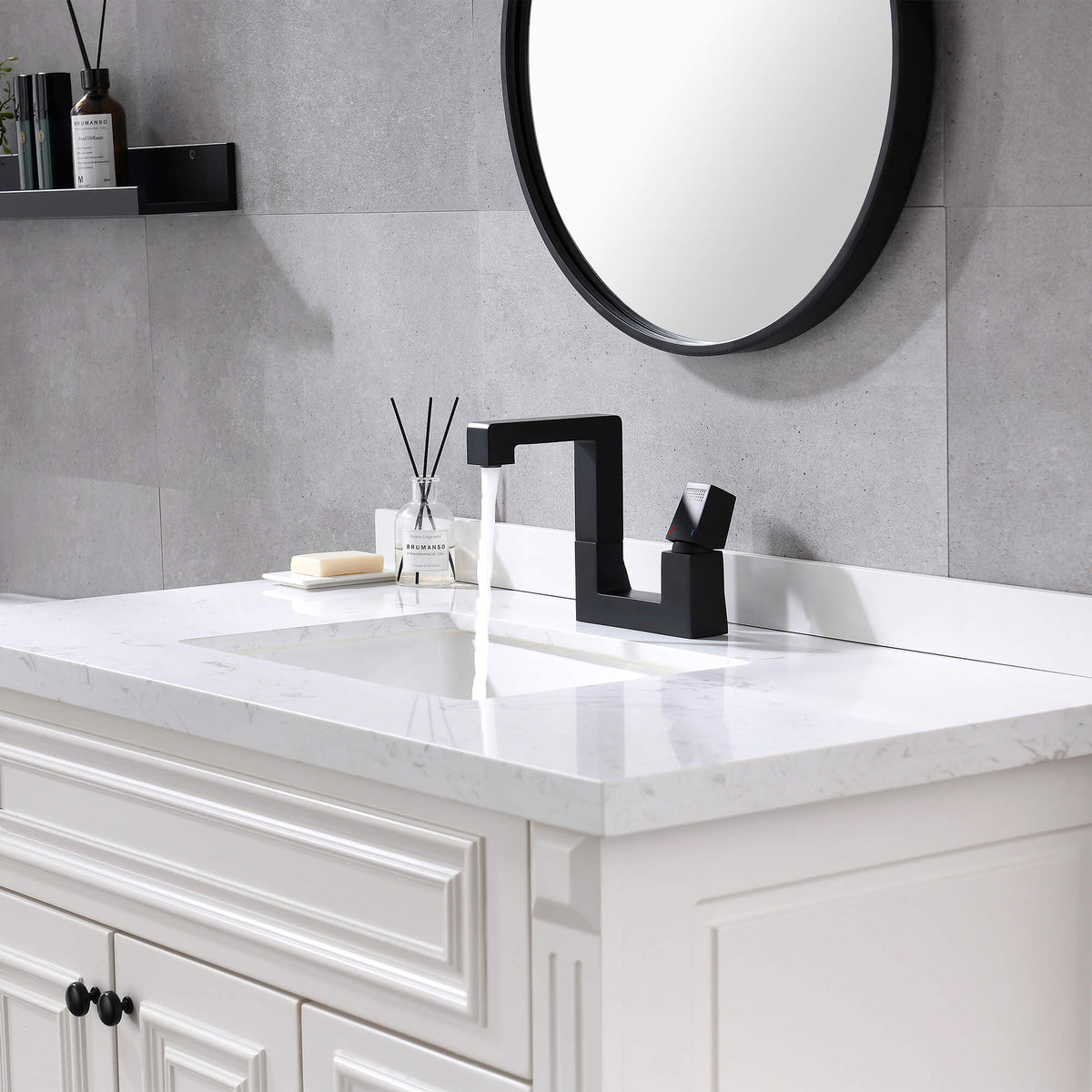 Single Handle Bathroom Basin Faucet with Open Square Frame