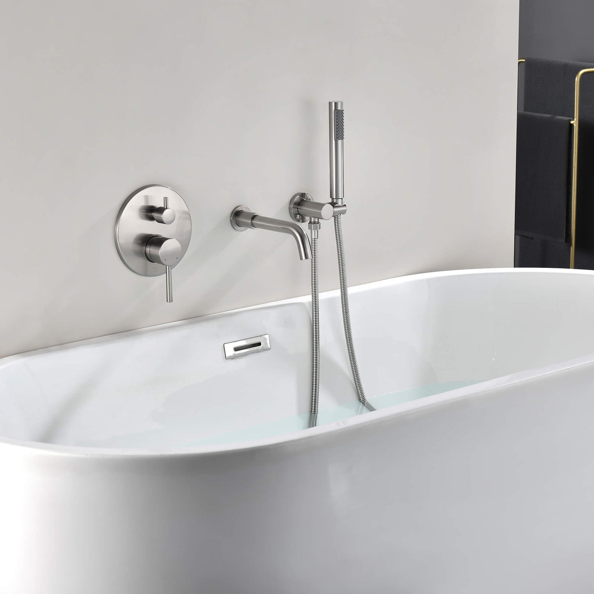 Wall-Mounted Bathtub Faucet with Handheld Hose and Mixer Tap
