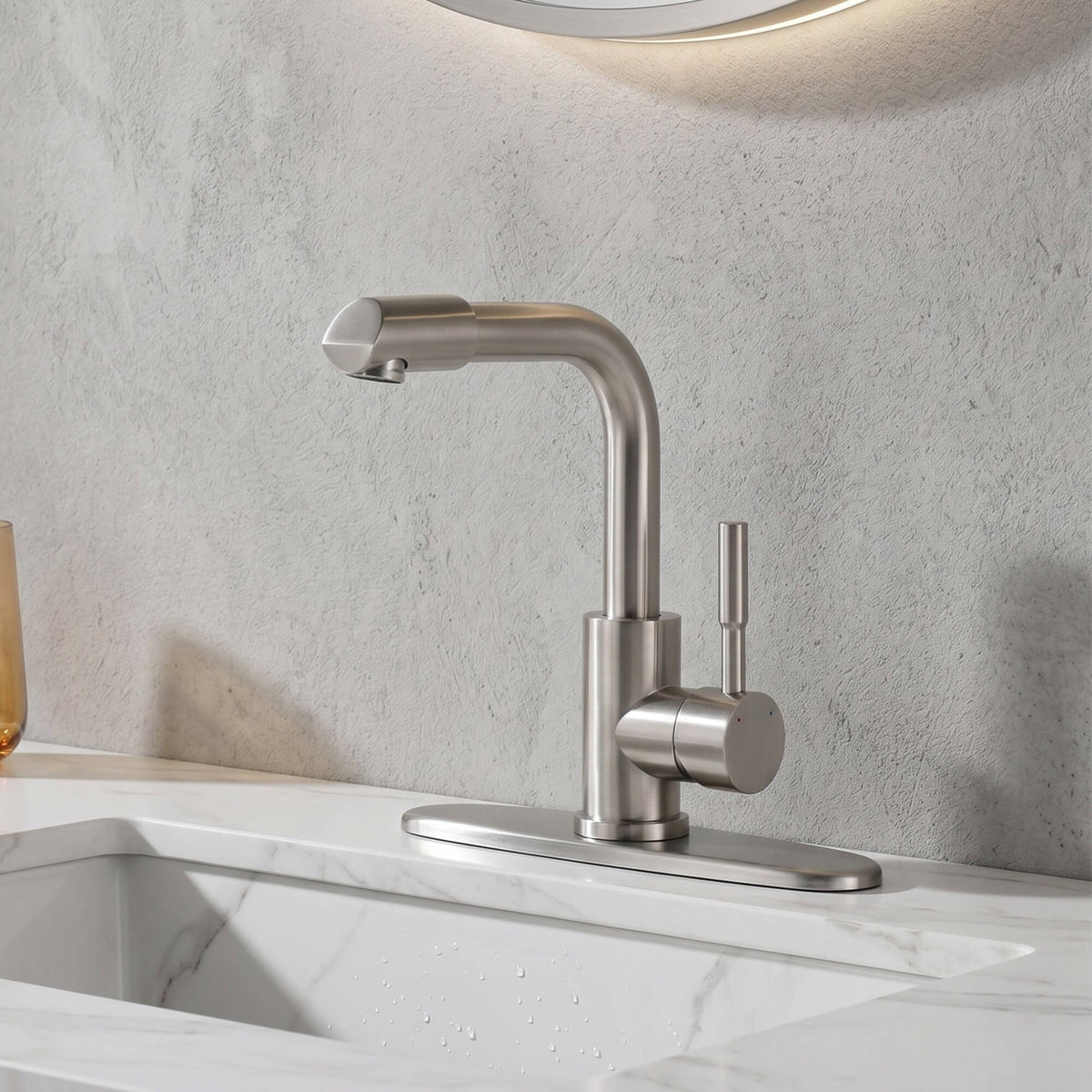 Single-Handle Bathroom Faucet with 360° Rotatable Spout
