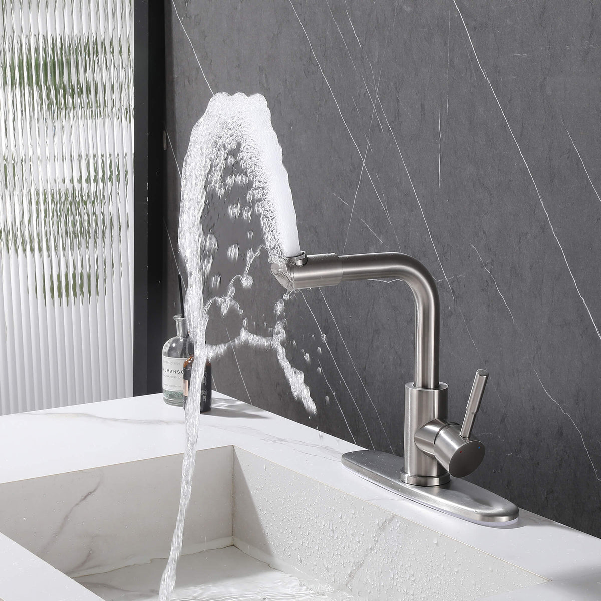 Single-Handle Bathroom Faucet with 360° Rotatable Spout