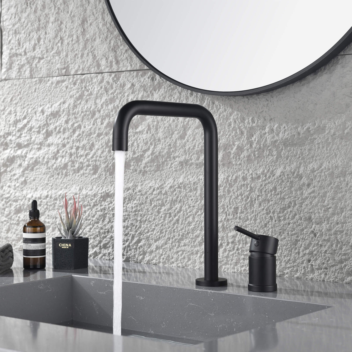 Rotating Spout Mixer Tap for Washbasin with One Handle