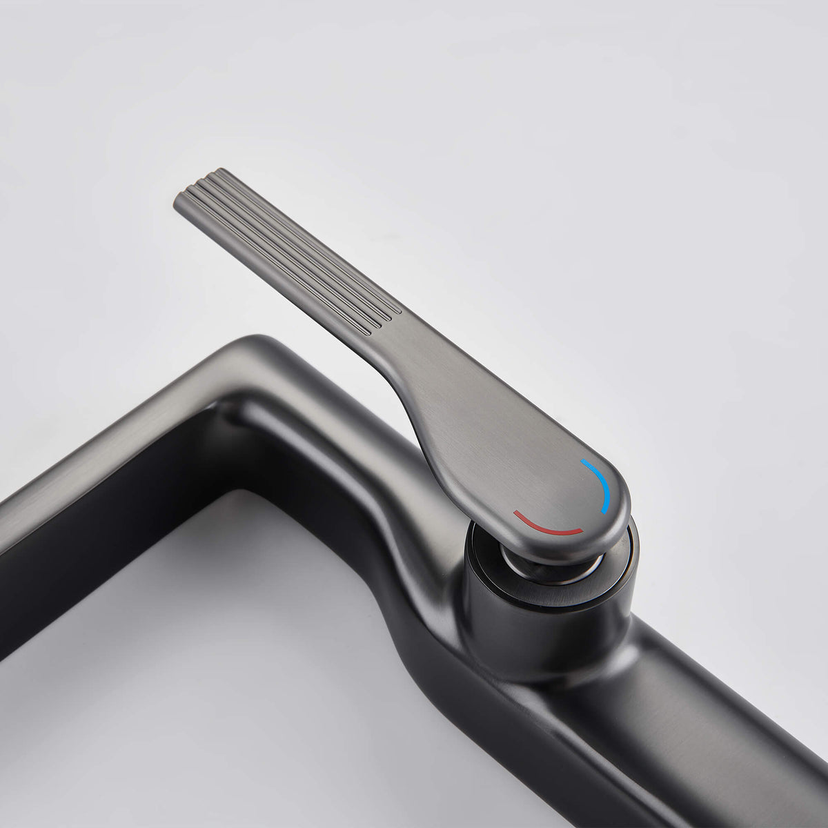 Tall Single-Handle Vessel Sink Faucet with Aerated Flow