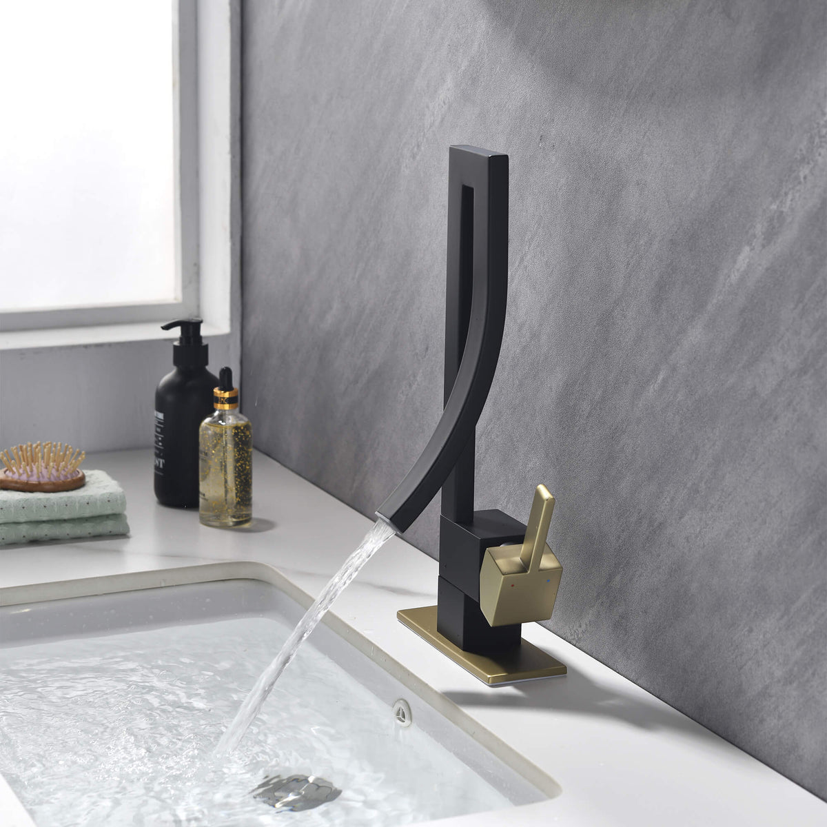 Modern Single Handle Vessel Sink Faucet with Curved Spout