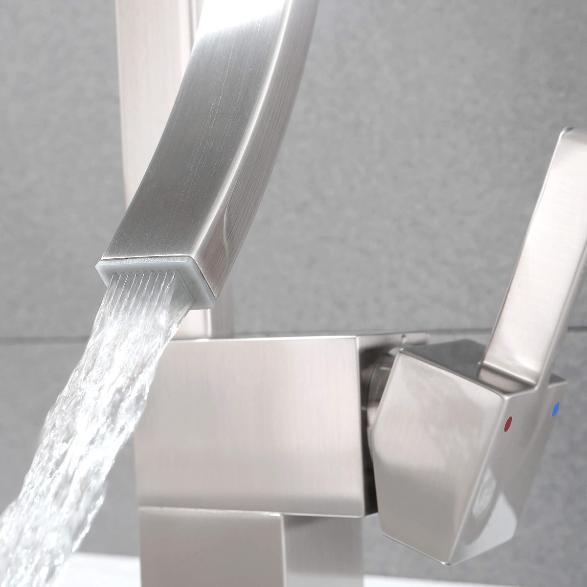 Sculptural Mixer Faucet with Vertical Cutout Spout