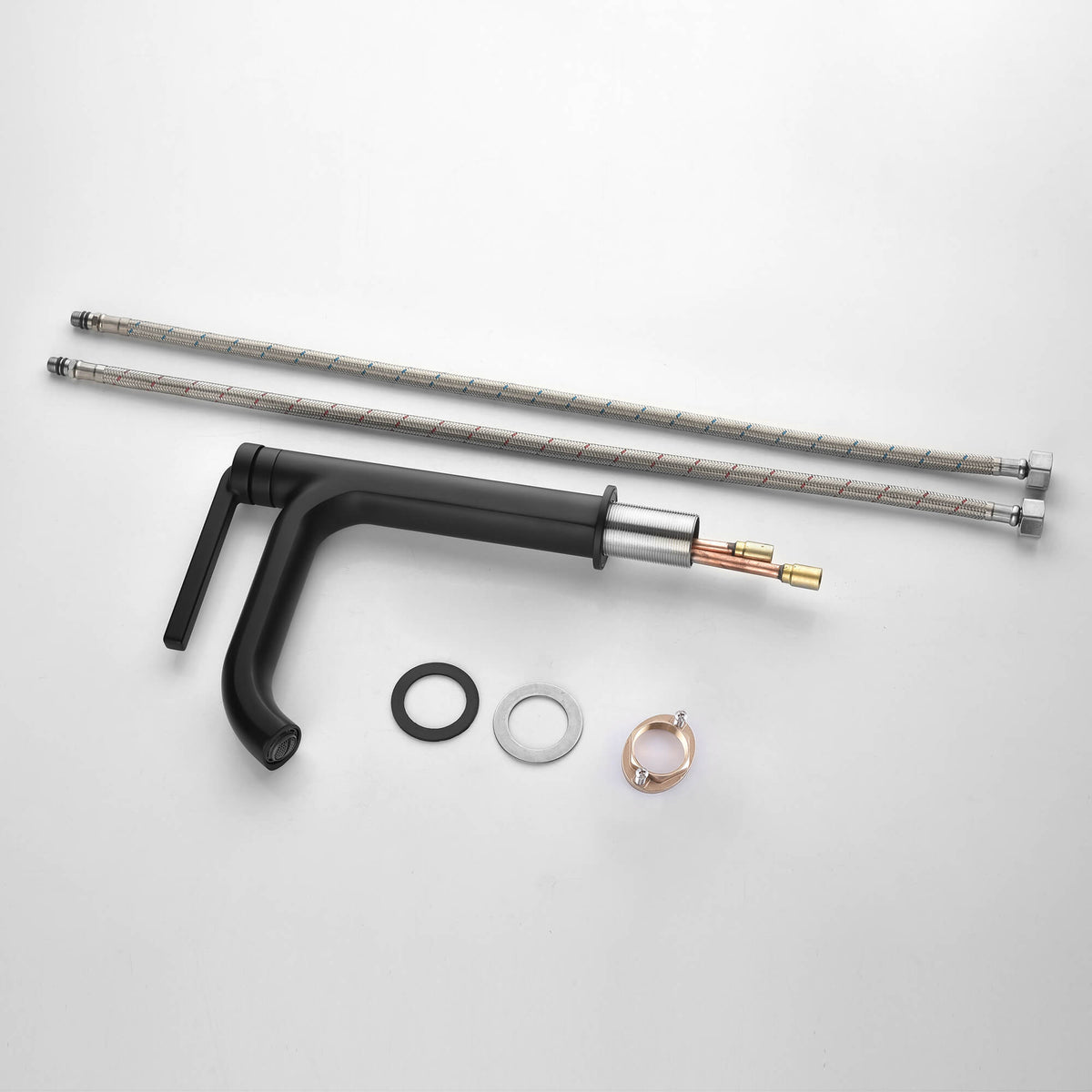 Modern Single-Handle Bathroom Sink Faucet with Stylish Design