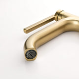 Modern Single-Handle Bathroom Sink Faucet with Stylish Design
