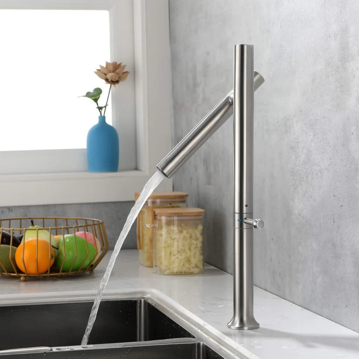 Stainless Steel Kitchen Sink Faucet Single Handle 360° Swivel Spout Mixer Tap