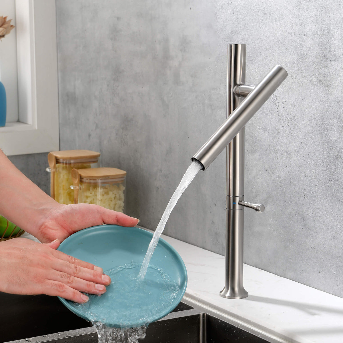 Modern Single Handle Stainless Steel Kitchen Faucet with 360° Swivel Spout