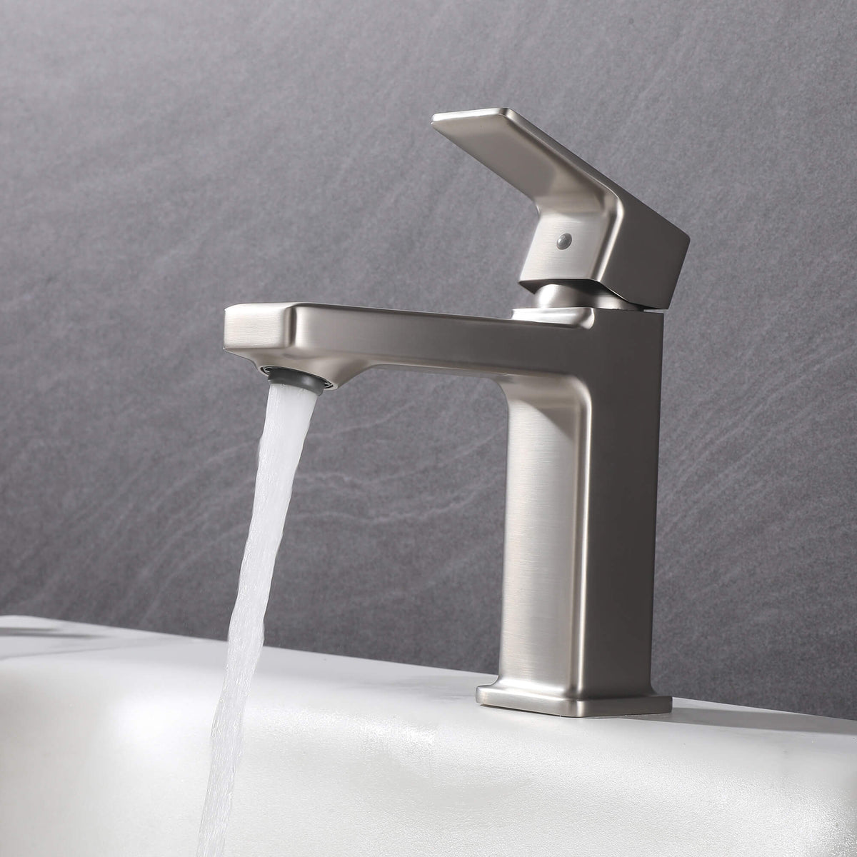 Modern Square Single-Hole Bathroom Faucet