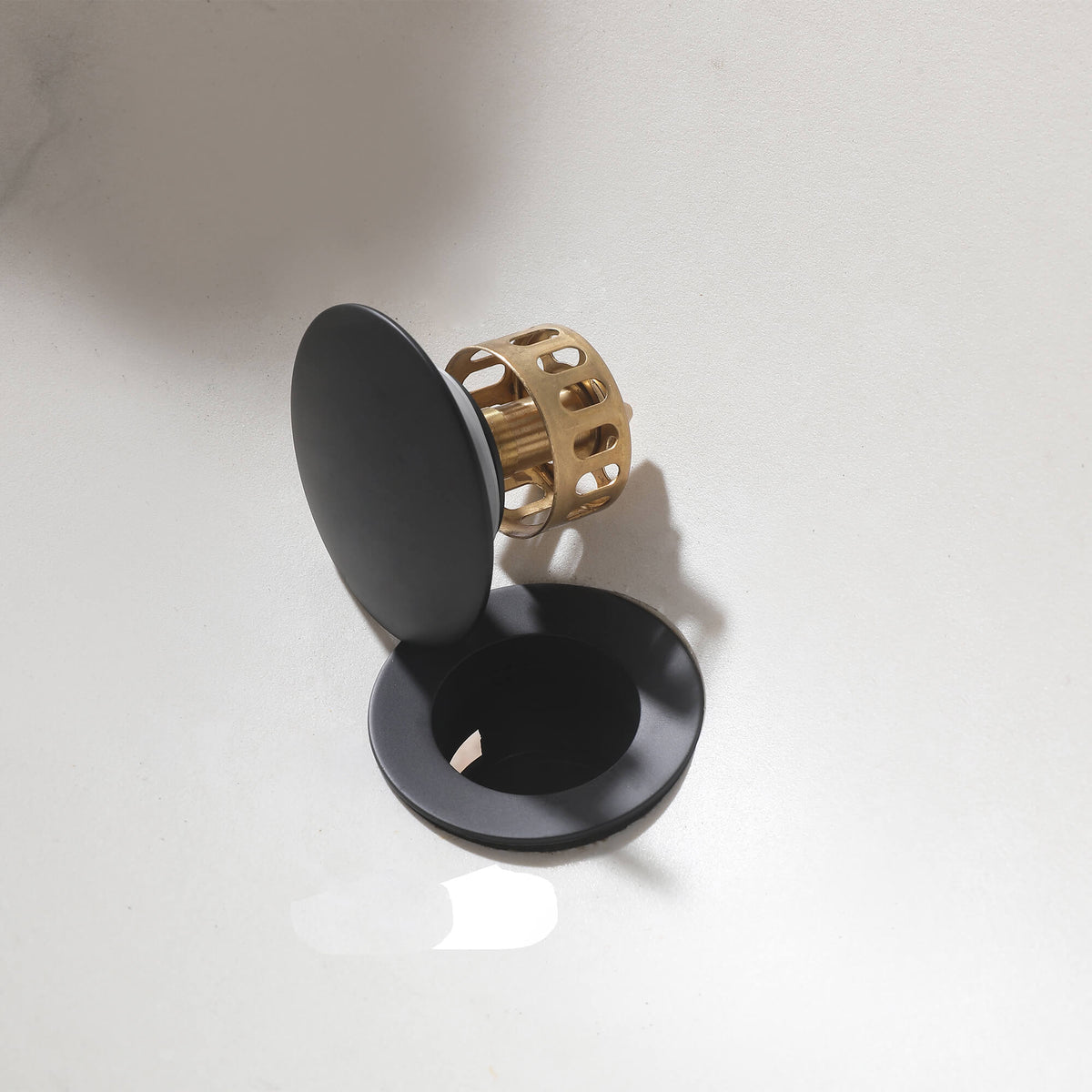Modern Single Hole Bathroom Faucet with Dual Water Outlet and Flip Aerator