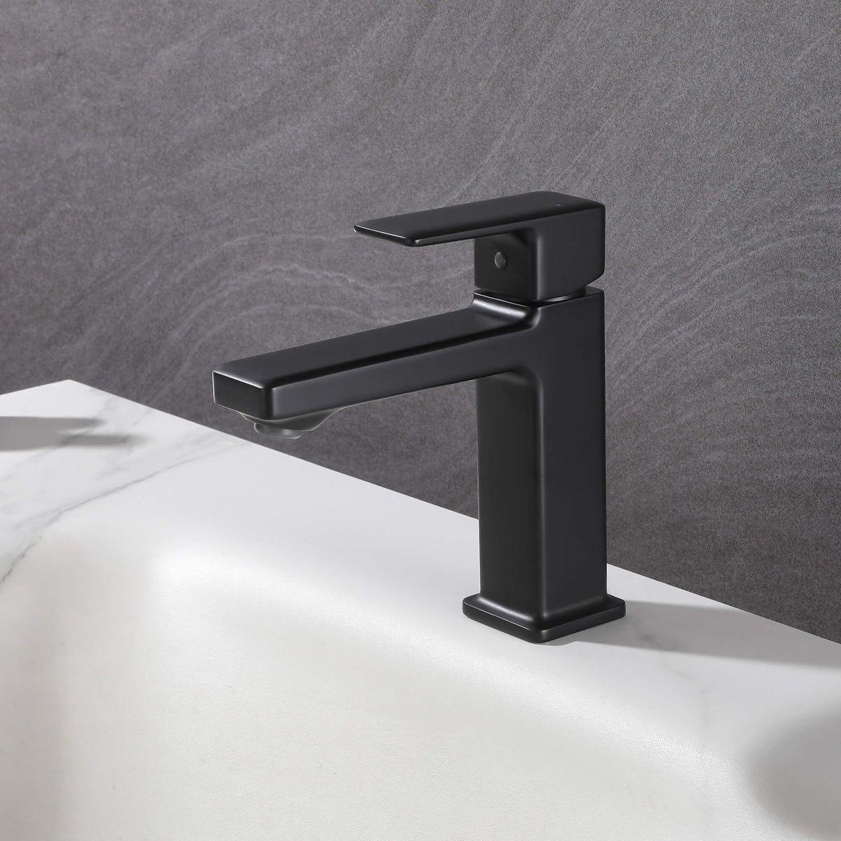 Modern Square Single-Hole Bathroom Faucet