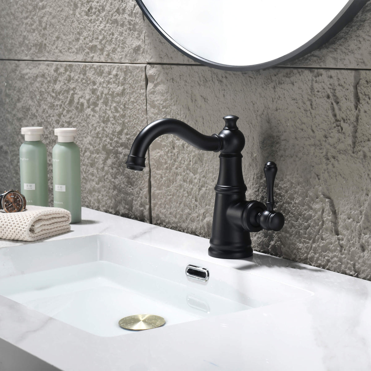 Single Hole Bathroom Faucet with Curved Spout Vintage Vanity Sink Mixer Tap