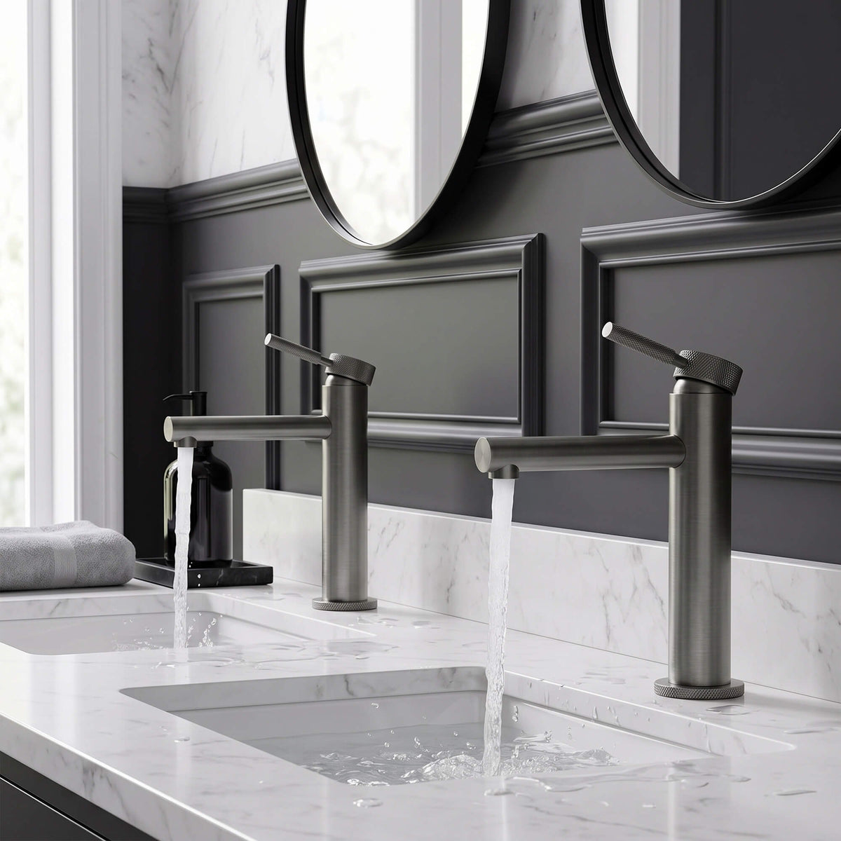 Modern Brass Bathroom Faucet Single-Hole Basin Mixer Tap with Knurled Handle