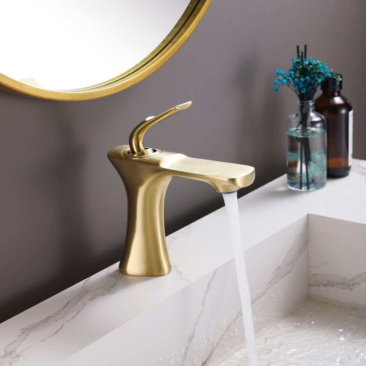 Architectural Brushed Gold Single-Hole Bathroom Faucet