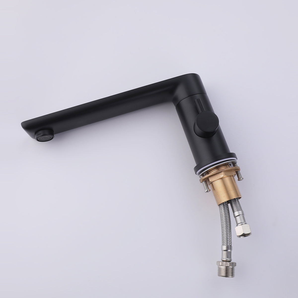 Bathtub Faucet with Rotatable Spout and Handheld Shower Attachment